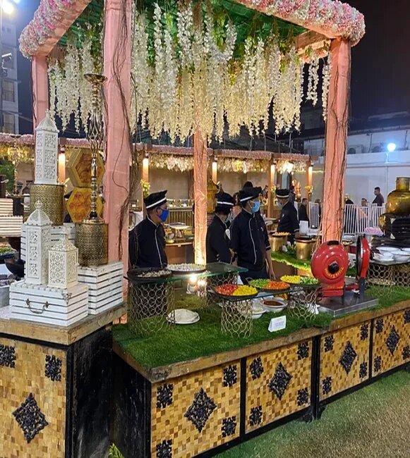How to Select an Authentic Catering Service in and around Ahmedabad?